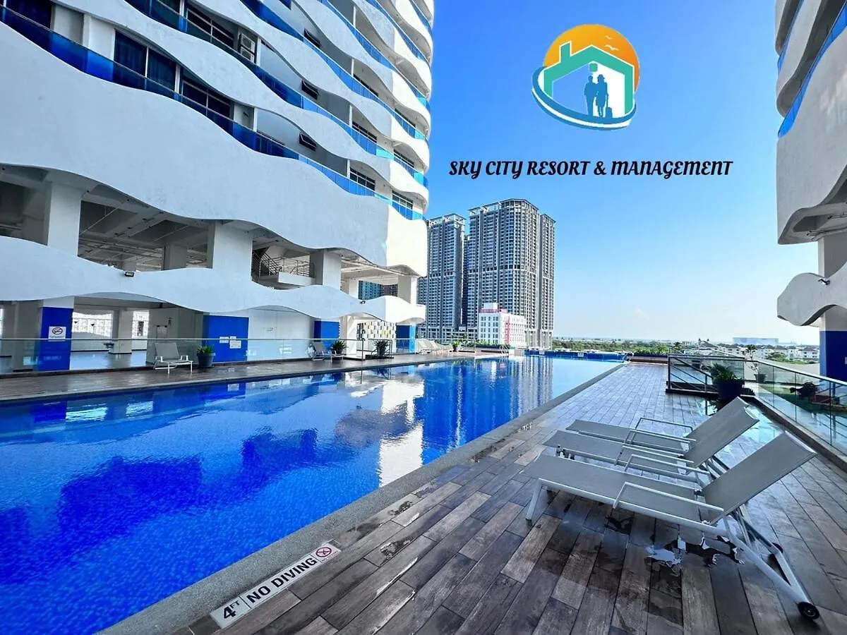 The Wave Malacca City 8Pax 3Bed Cultural Street Open Air Pool Game Console