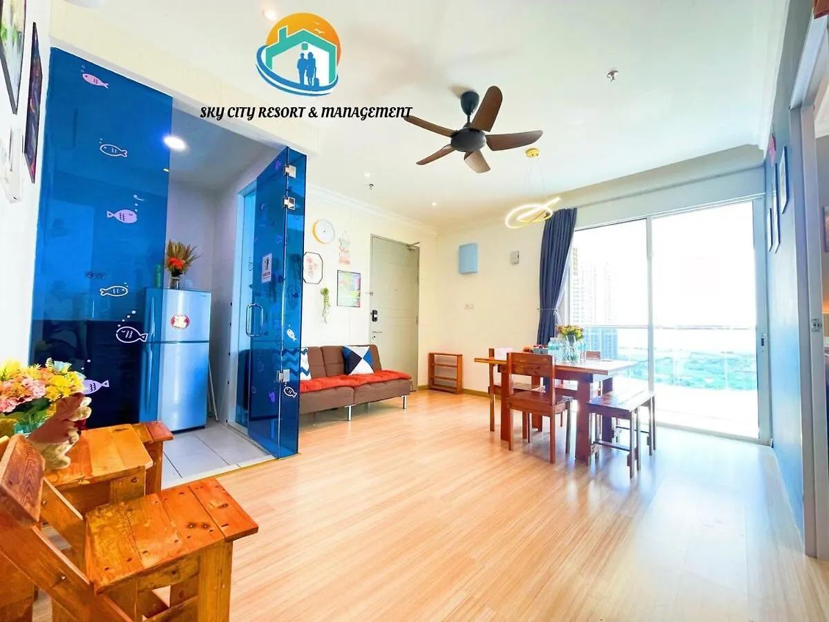 Apartment The Wave Malacca City 8Pax 3Bed Cultural Street Open Air Pool Game Console