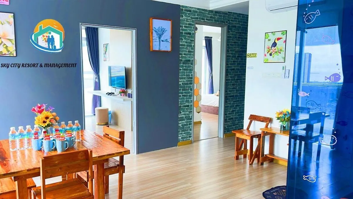 The Wave Malacca City 8Pax 3Bed Cultural Street Open Air Pool Game Console Apartment
