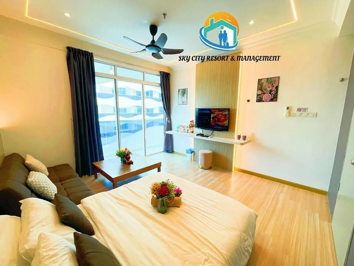The Wave Malacca City 8Pax 3Bed Cultural Street Open Air Pool Game Console 0*,