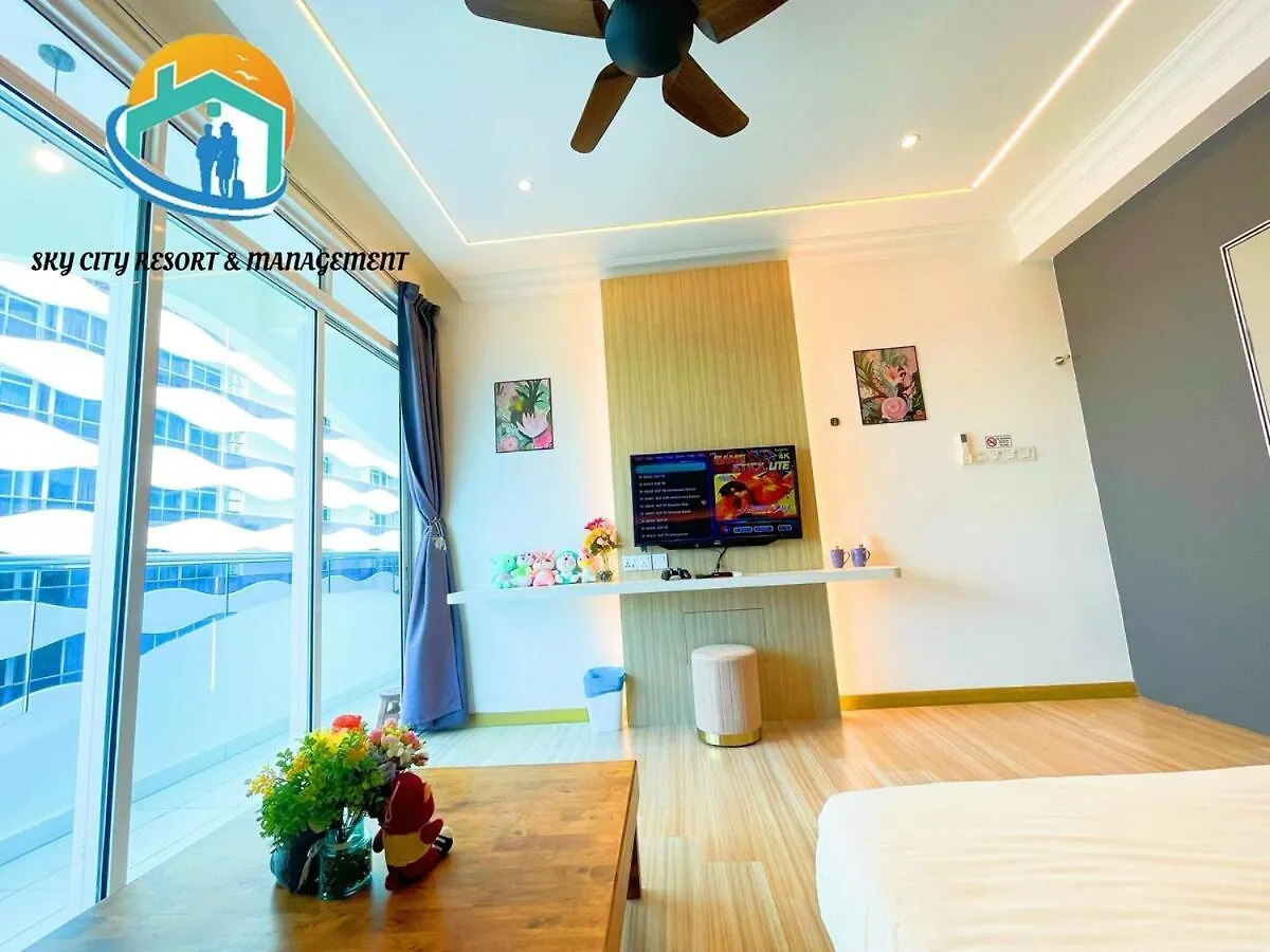 The Wave Malacca City 8Pax 3Bed Cultural Street Open Air Pool Game Console 0*,