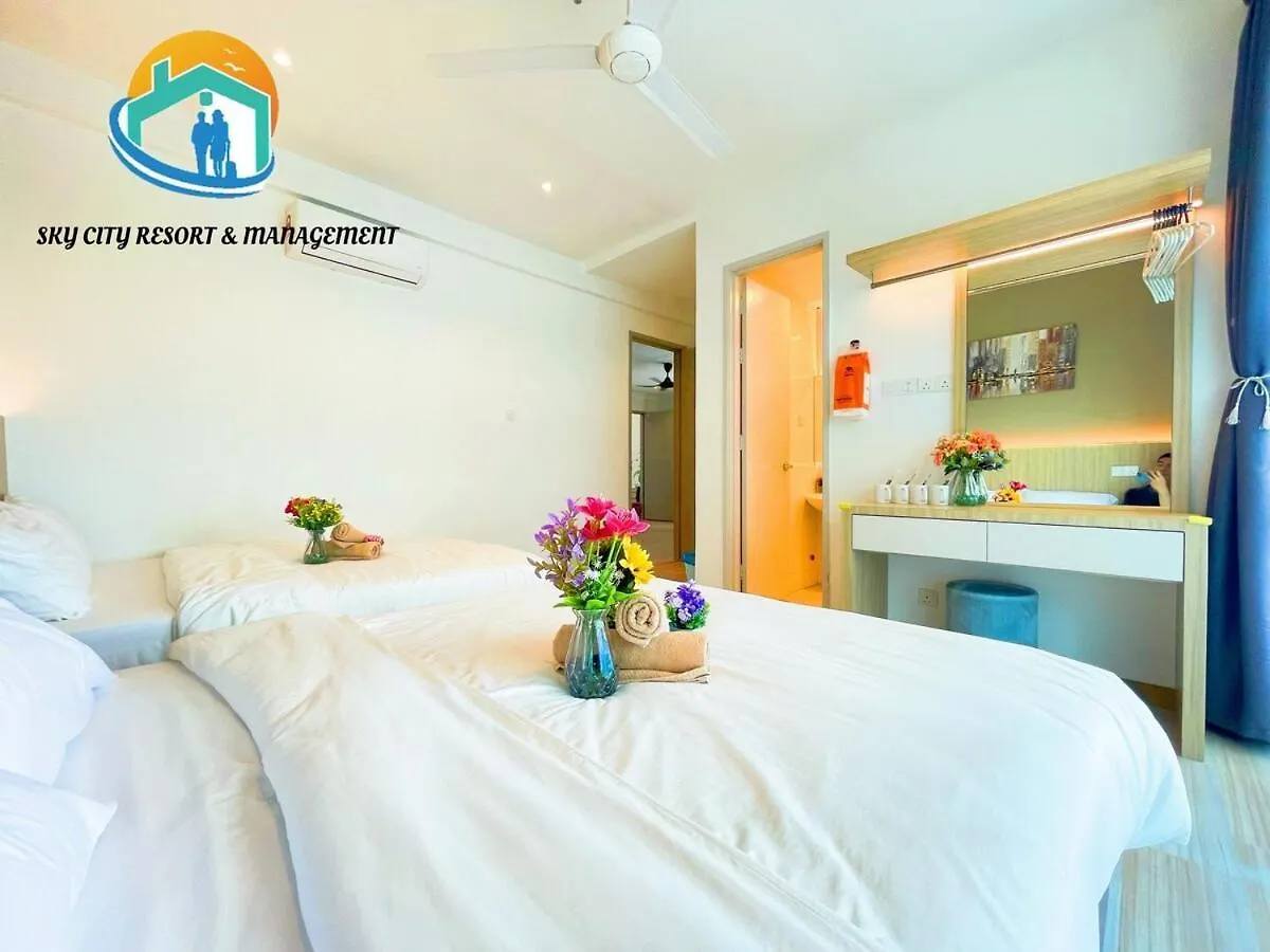 Apartment The Wave Malacca City 8Pax 3Bed Cultural Street Open Air Pool Game Console